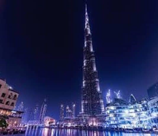 Dubai New Year 2017 Fireworks at Burj Khalifa